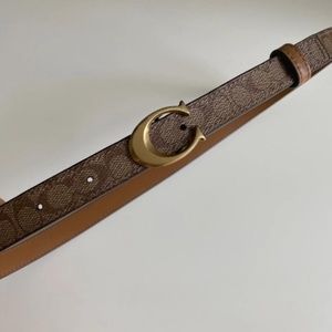 Coach belt